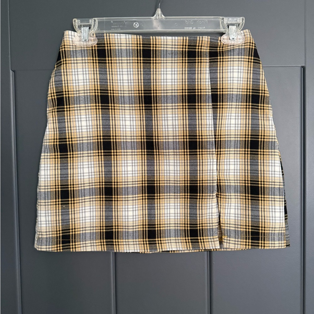 Urban Outfitters Black and Yellow Plaid Mini Skirt